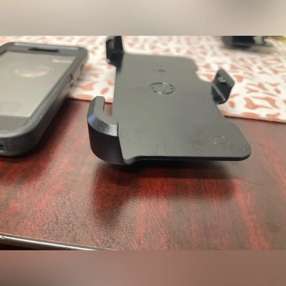 iPhone black defender otterbox rubber plastic 2 pc case holster 6930A otr def 49